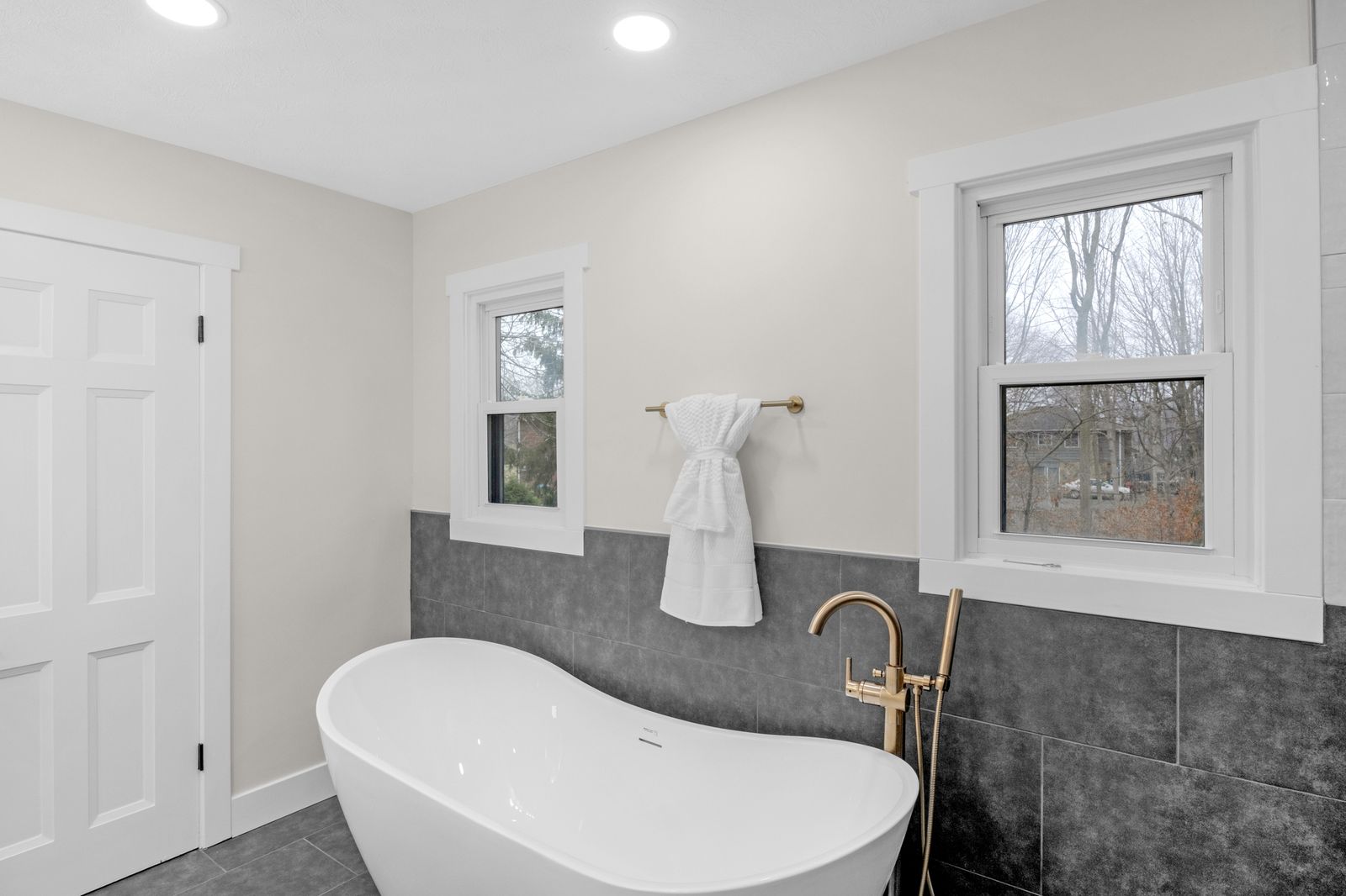 Primary Bath — Indianapolis real estate media by Indy Flycam
