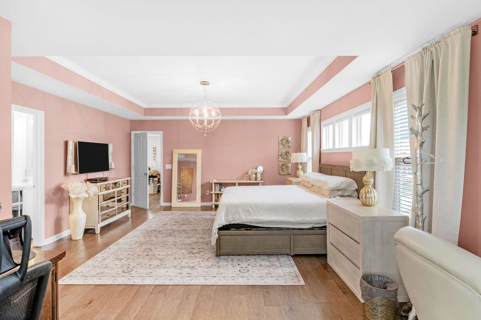 Bedroom Suite — Indianapolis real estate media by Indy Flycam