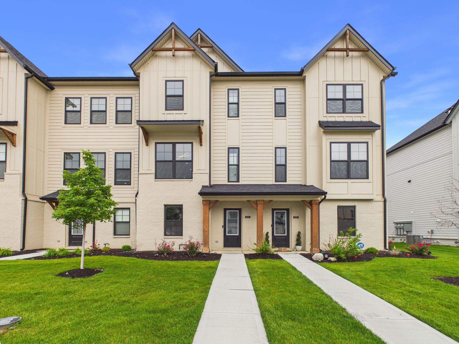 Townhome Exterior — Indianapolis real estate media by Indy Flycam